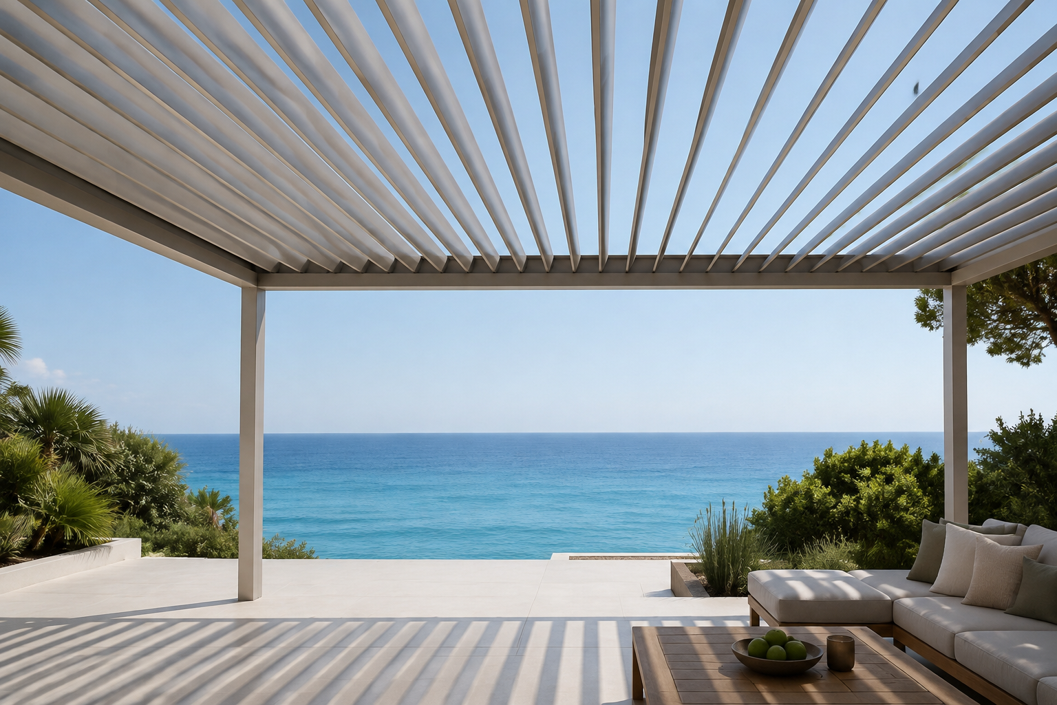 Pergola bioclimatique à lames orientables motorisées